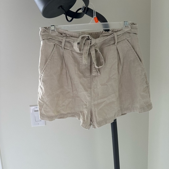 Ci Sono Tan High Waist Shorts with Tie Belt linen - Picture 2 of 10